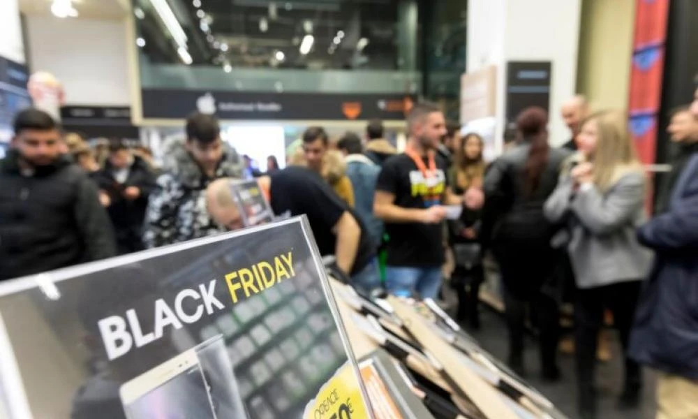 Στο ρυθμό της Black Friday το λιανεμπόριο: Ποιες προσφορές αναζητούν οι καταναλωτές